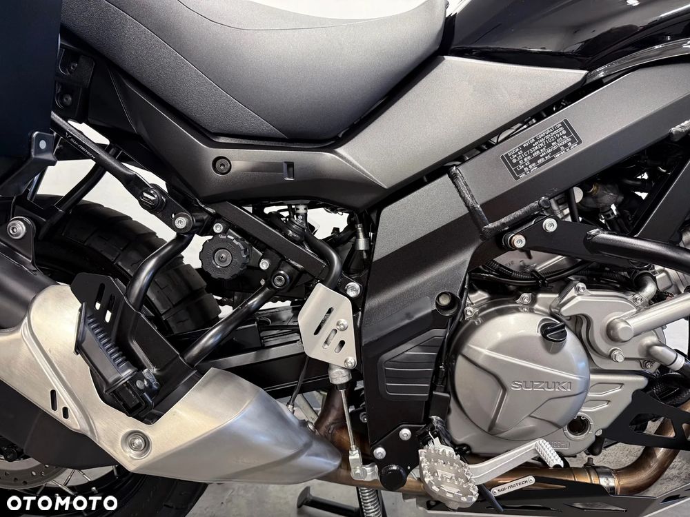 Suzuki V-STROM - 33