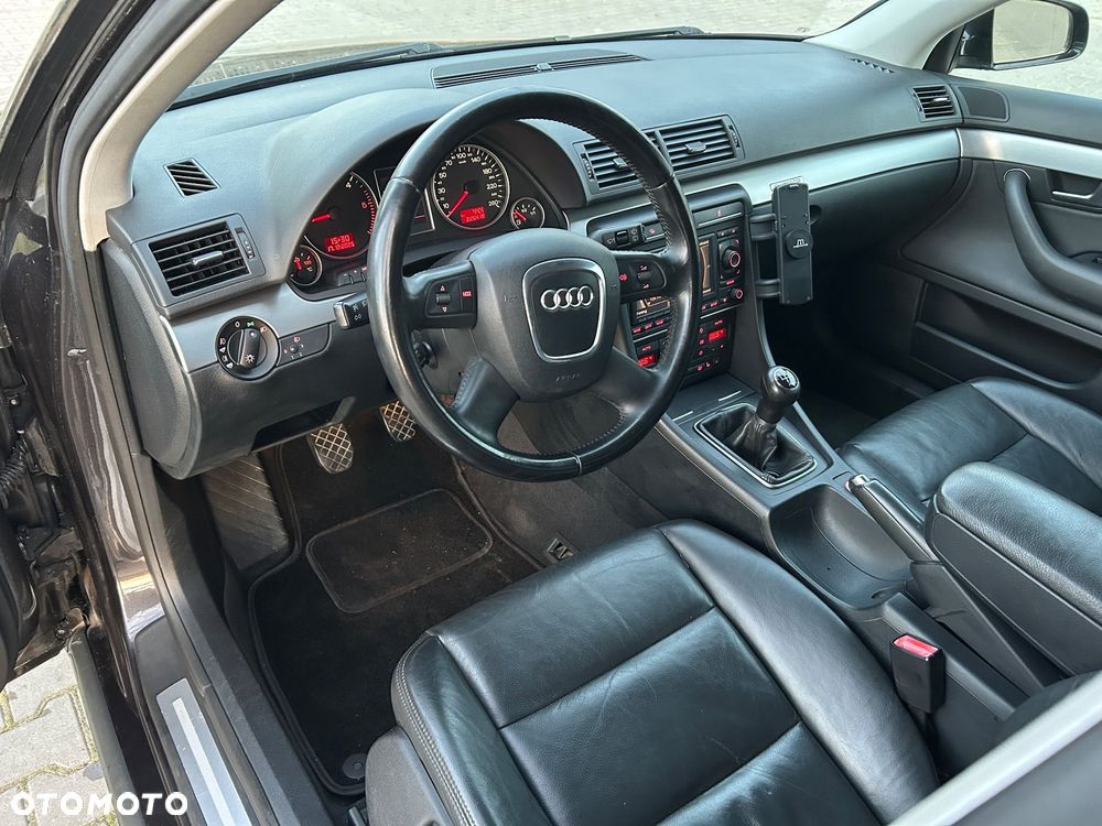 Audi A4 Avant 3.0 TDI quattro - 6