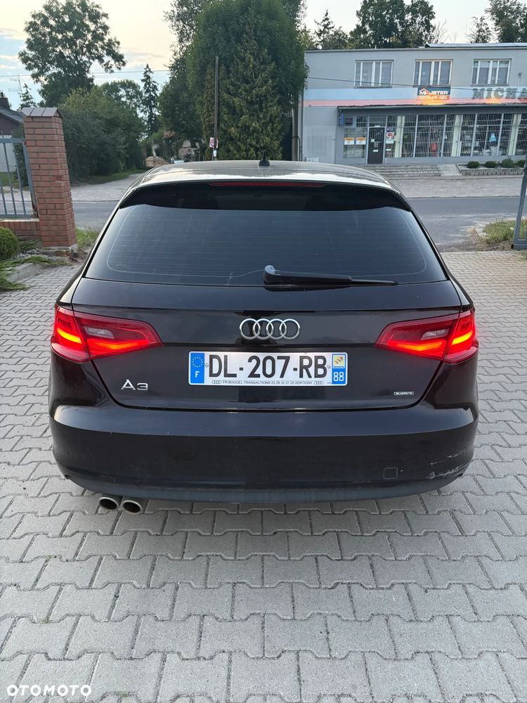 Audi A3 Sportback 2.0 TDI Quattro Ambiente S tronic - 4