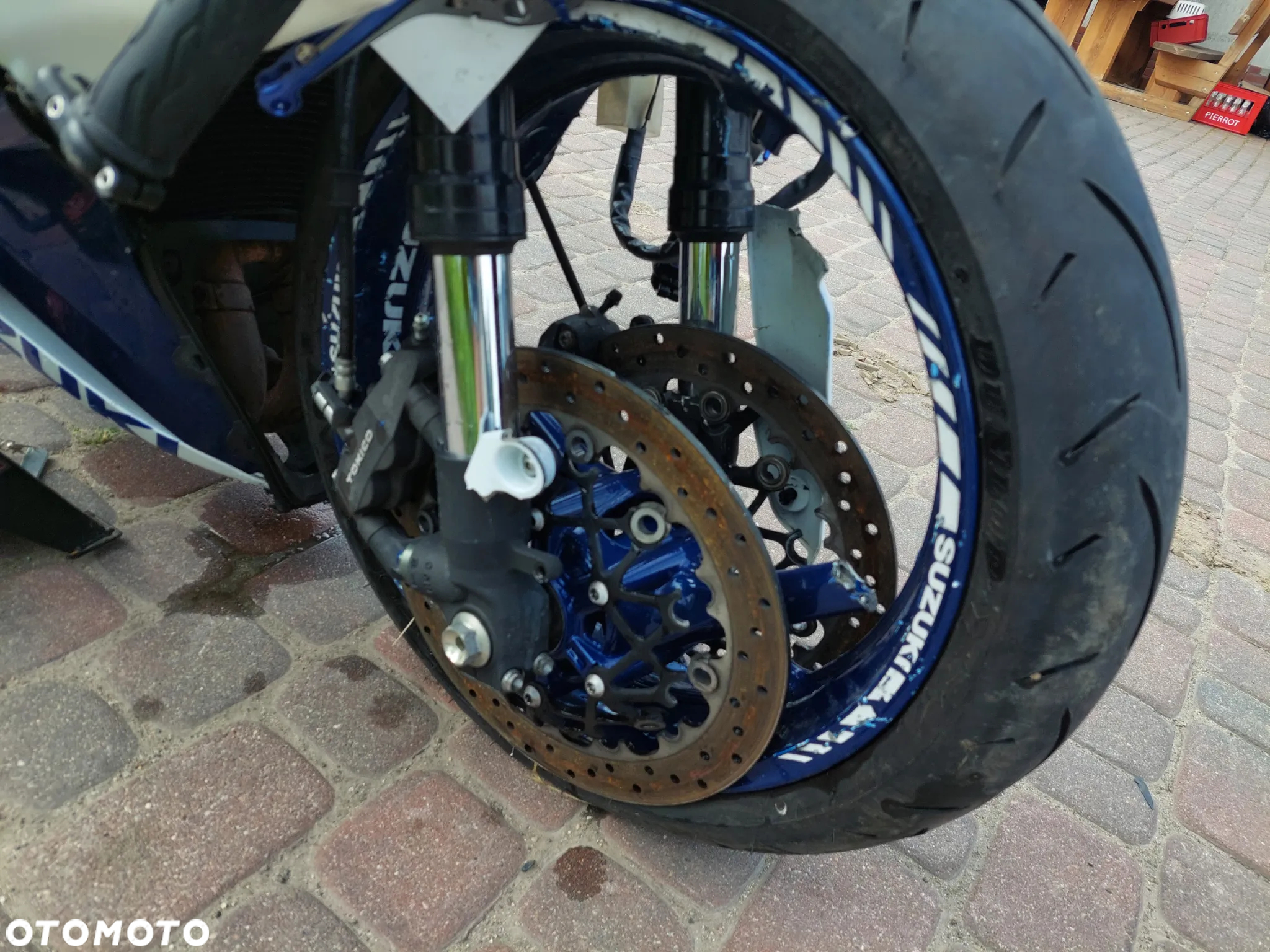 Suzuki GSX-R - 11