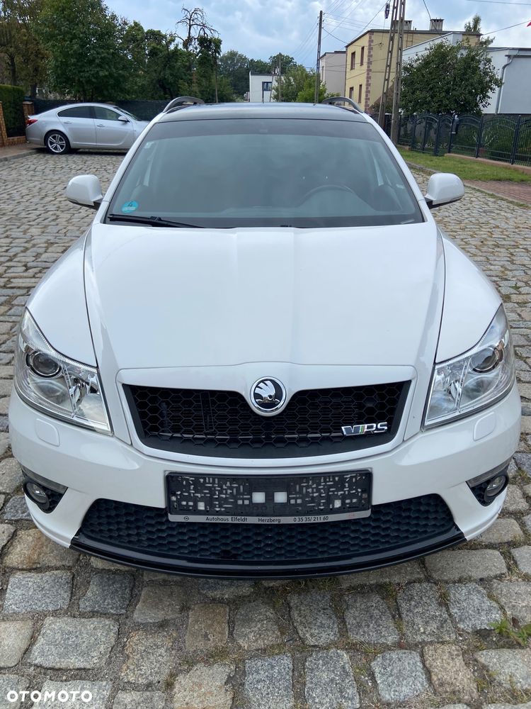 Skoda Octavia 2.0 TFSI RS - 2