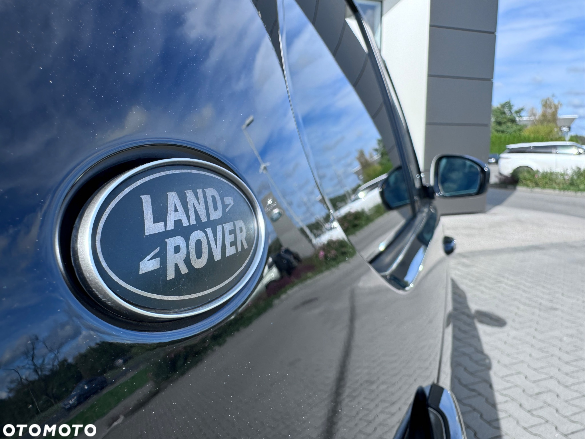 Land Rover Discovery V 2.0 SD4 HSE - 10