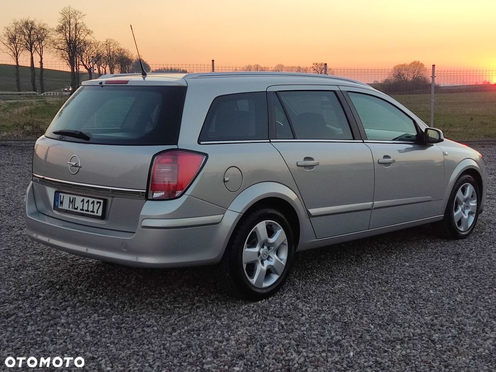 Opel Astra 1.6 Elegance Easytronic - 3