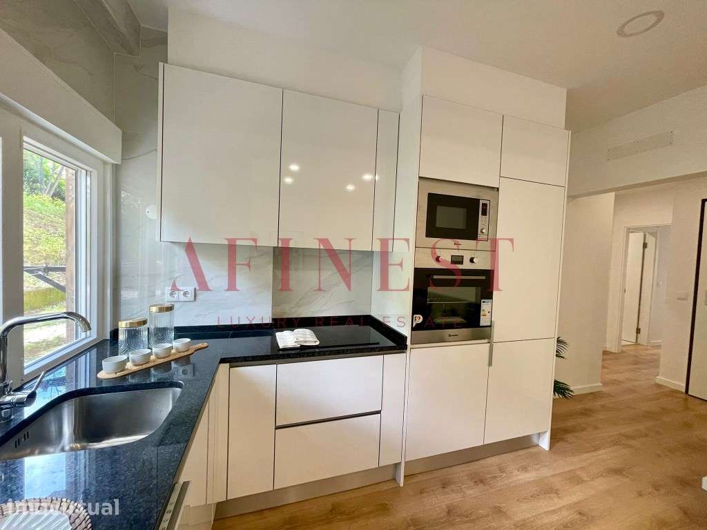 Apartamento T2 totalmente remodelado e mobilado - Benfica - Grande imagem: 2/19