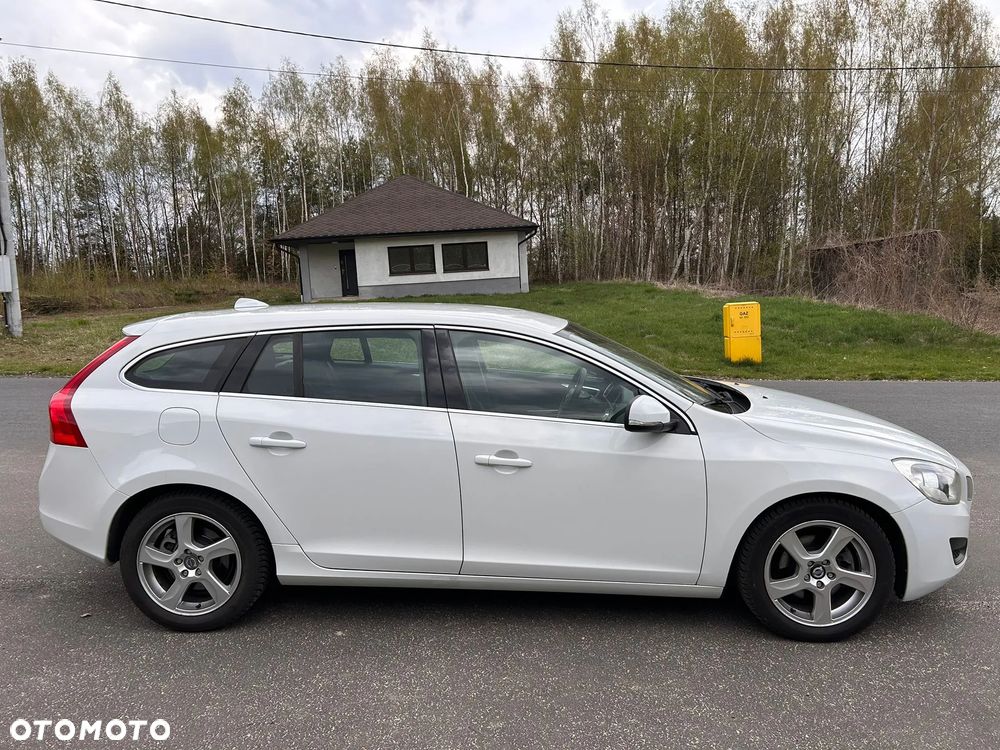 Volvo V60 D3 Momentum - 7