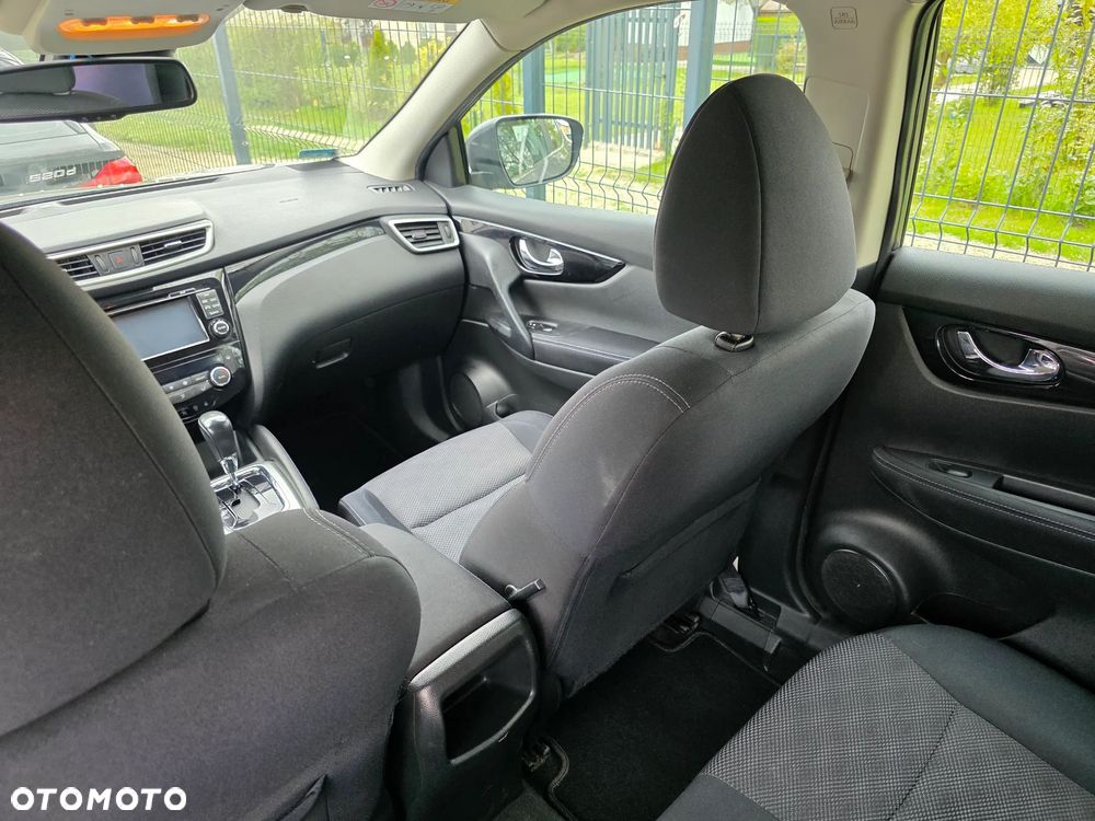 Nissan Qashqai 1.6 DCi Xtronic N-Connecta - 15