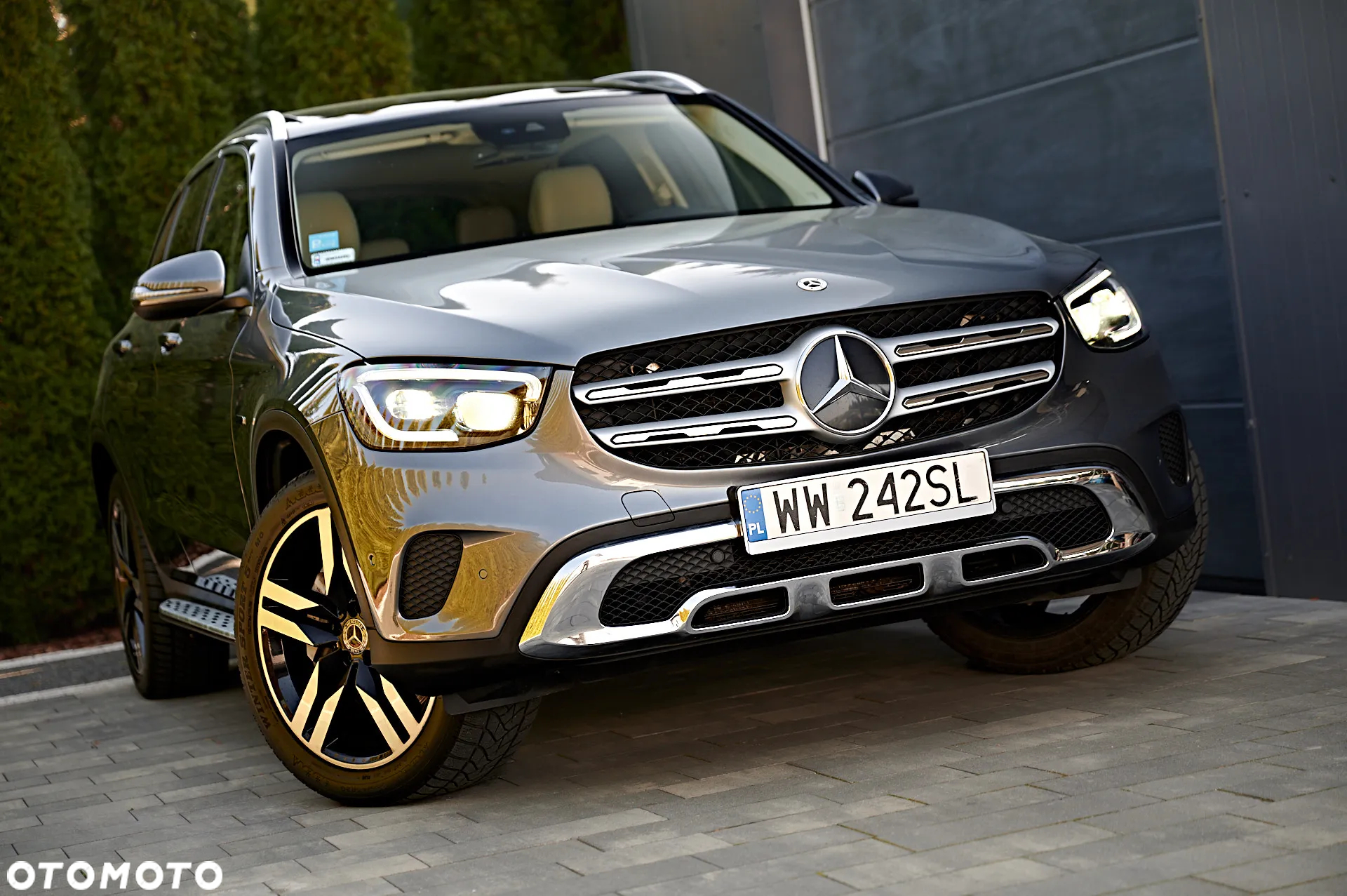 Mercedes-Benz GLC - 14