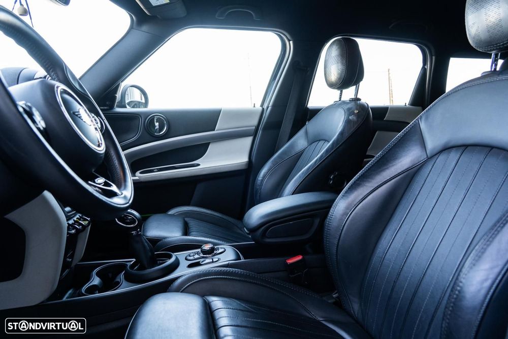 MINI Countryman Cooper SE ALL4 Auto - 2