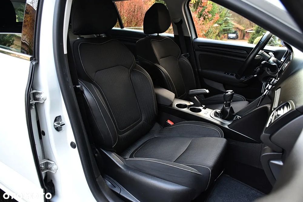 Renault Megane 1.5 dCi Limited - 29