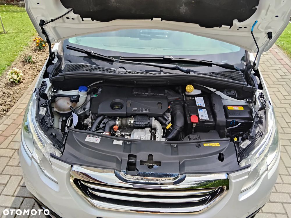 Peugeot 2008 e-HDi FAP 115 STOP & START Allure - 19
