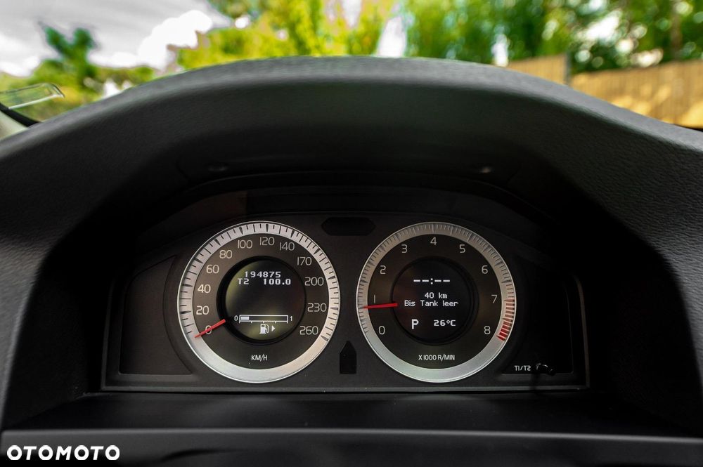 Volvo S60 - 25