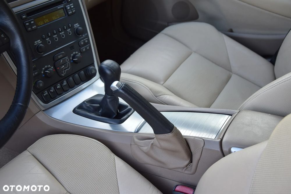 Volvo S60 2.4 Momentum - 27