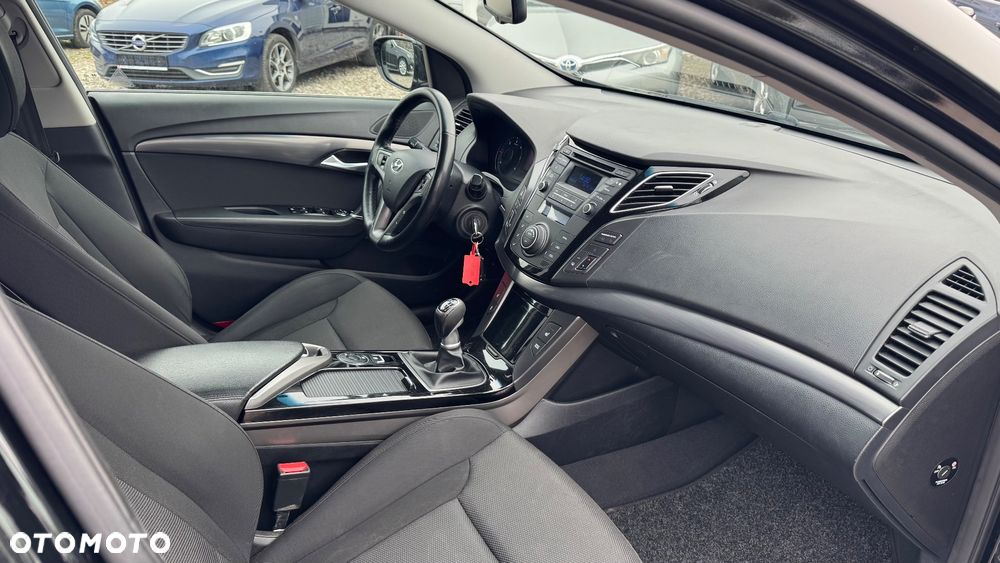 Hyundai i40 Kombi blue 1.7 CRDi Style - 30