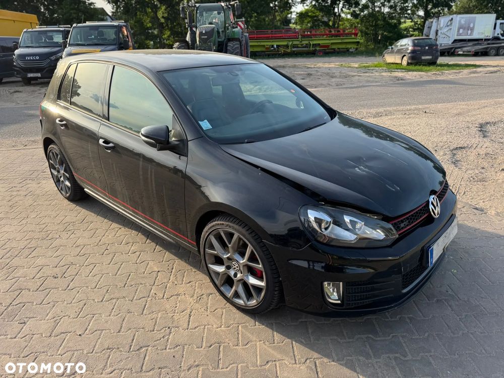 Volkswagen Golf 2.0 TSI GTI - 3