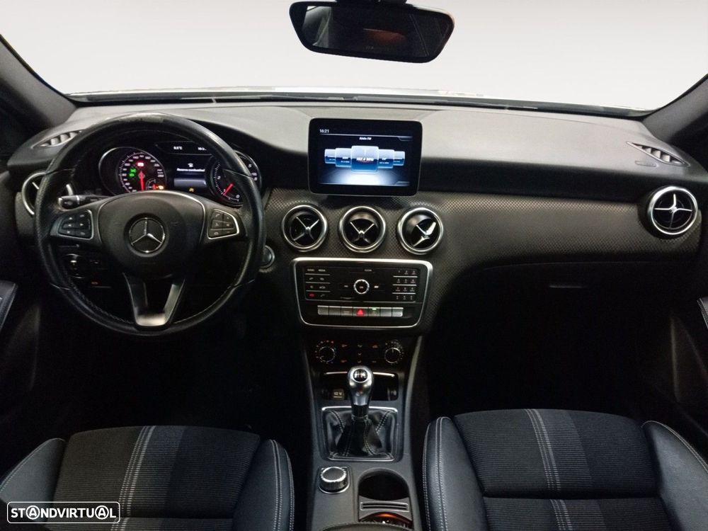 Mercedes-Benz A 180 Limousine - 10