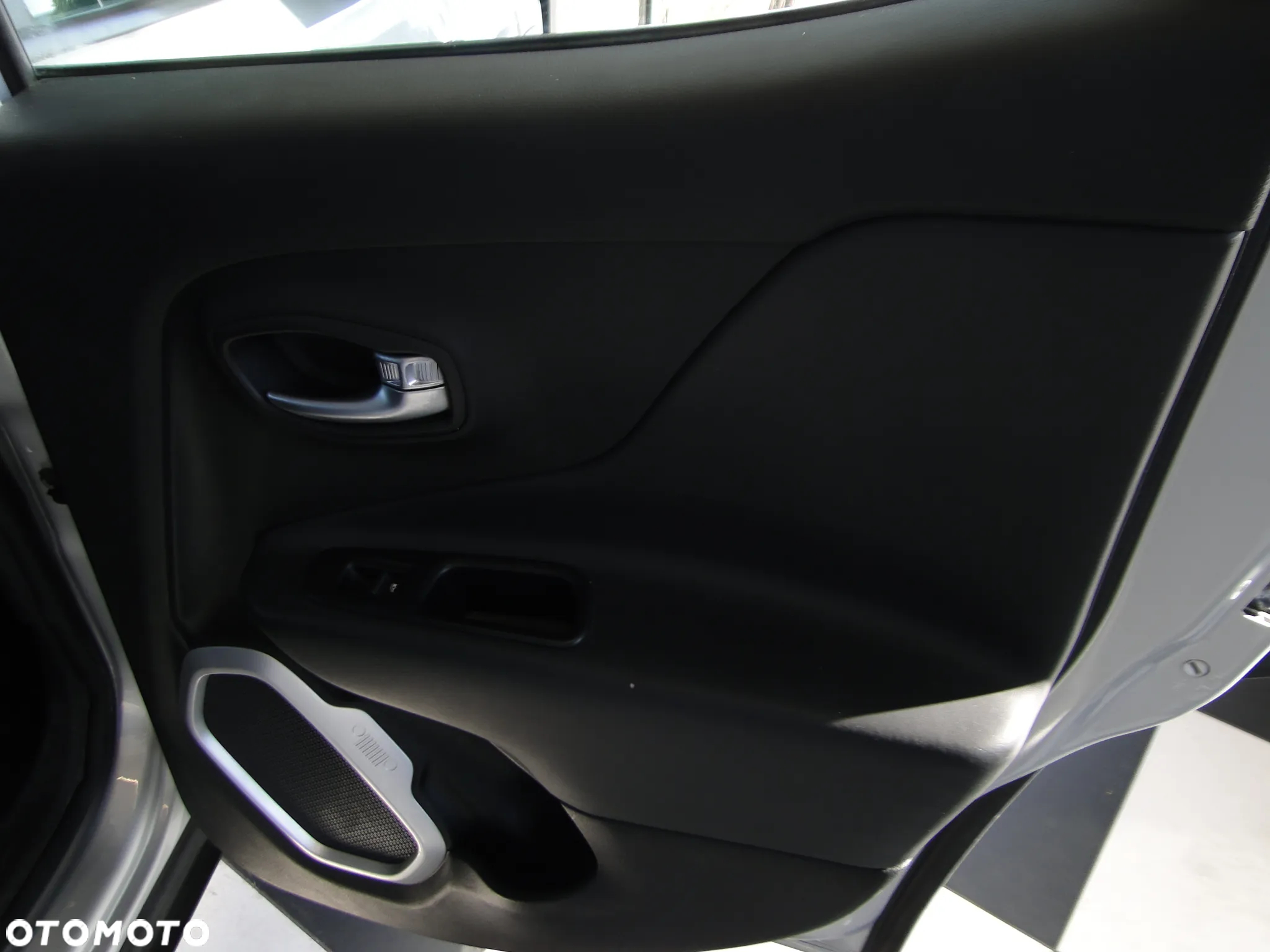 Jeep Renegade 2.0 MultiJet Limited 4WD S&S - 14