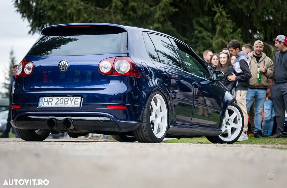 Volkswagen Golf 2.0 GTI - 12