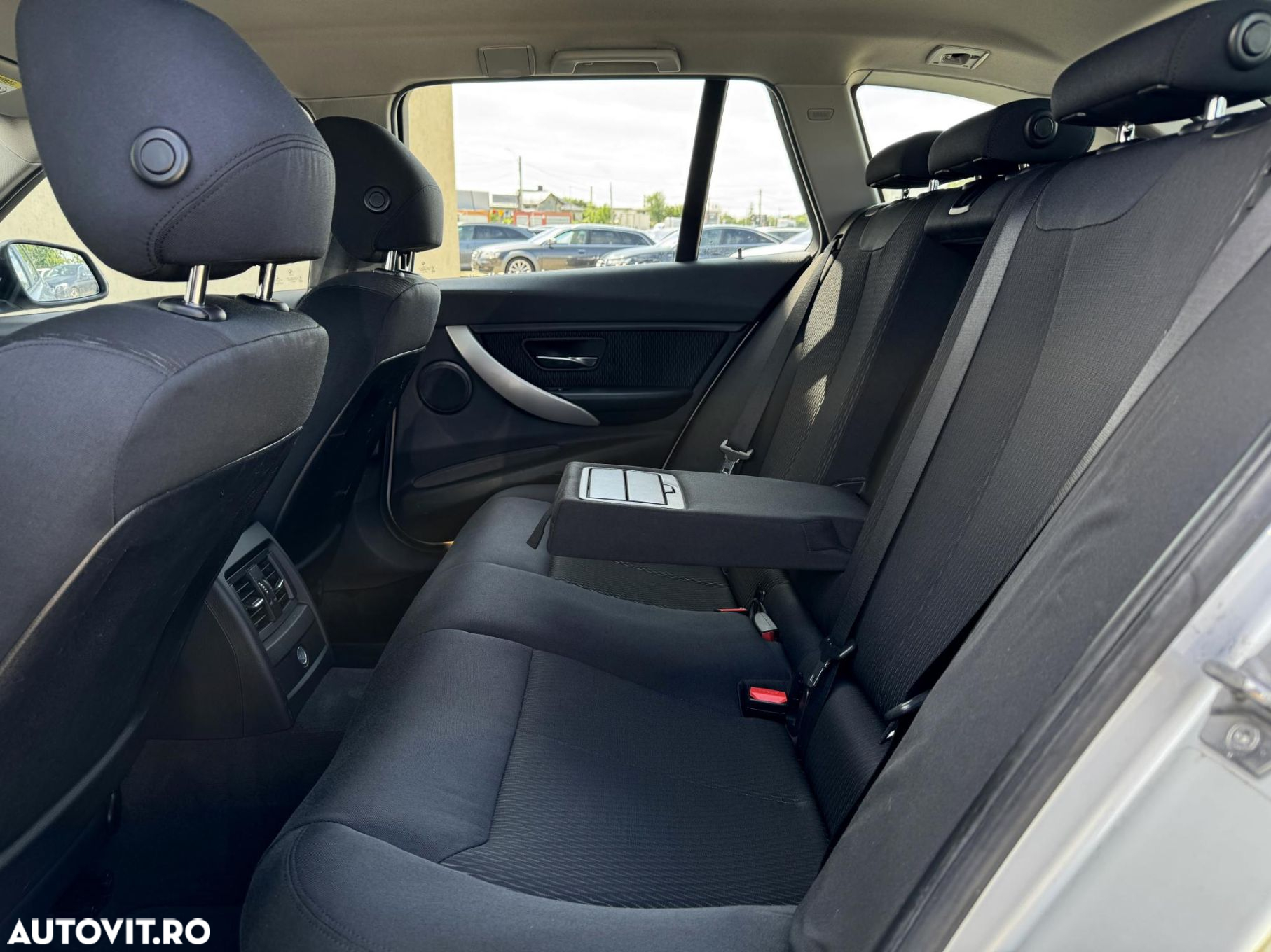 BMW Seria 3 - 16