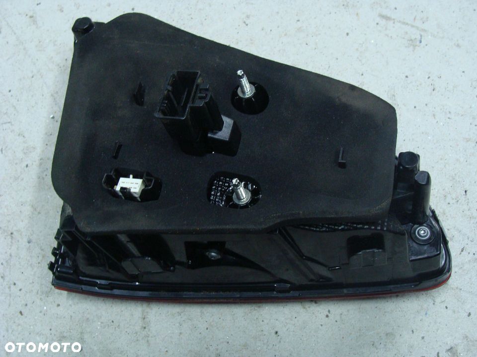 GOLF VII LIFT HB LAMPA PRAWA TYŁ LED EU 5G0945094AG - 2