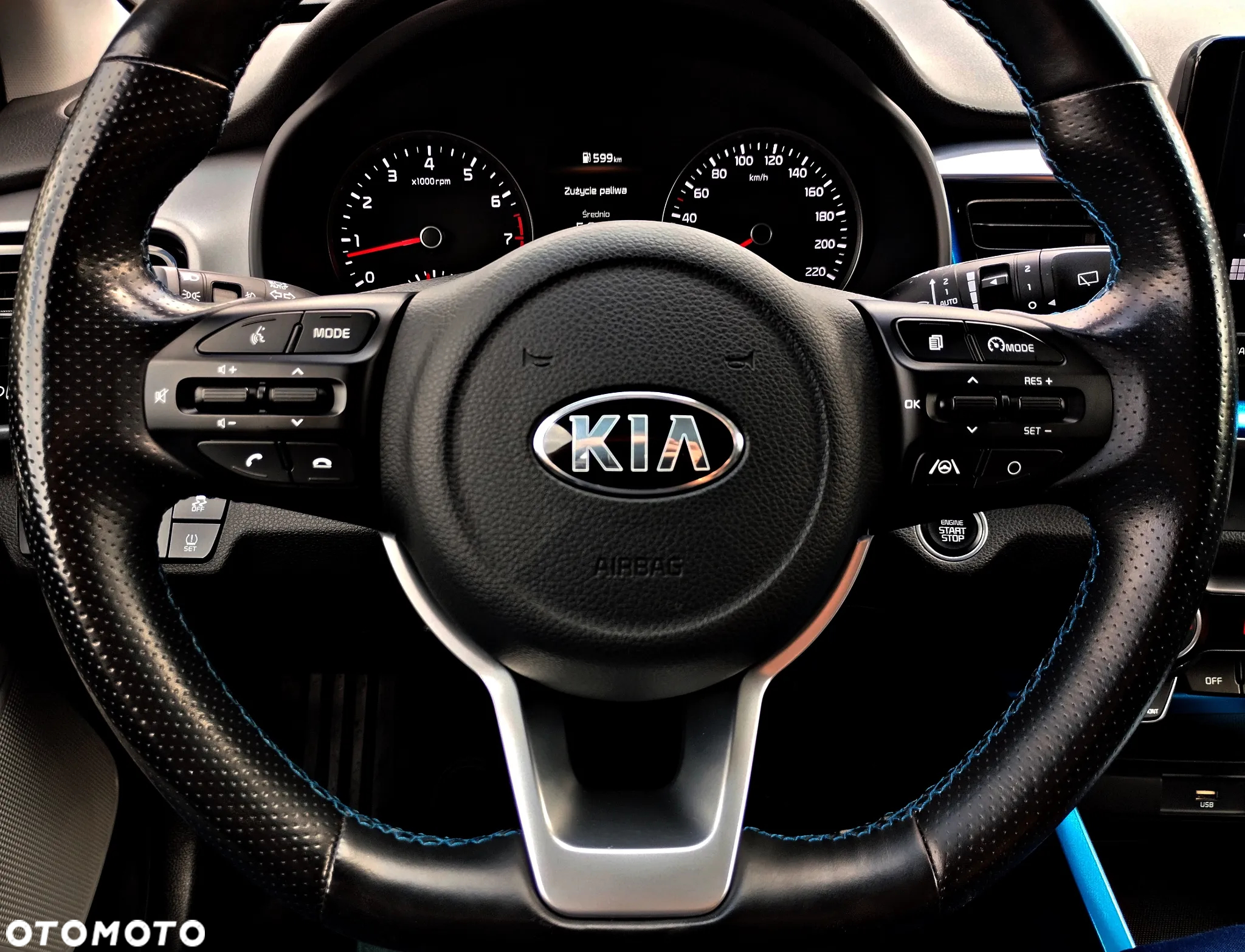 Kia Stonic 1.2 L Business Line - 16