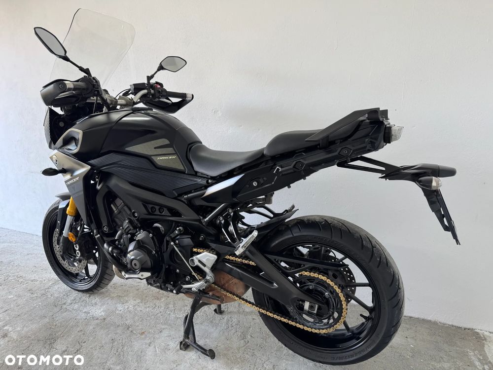 Yamaha MT - 9