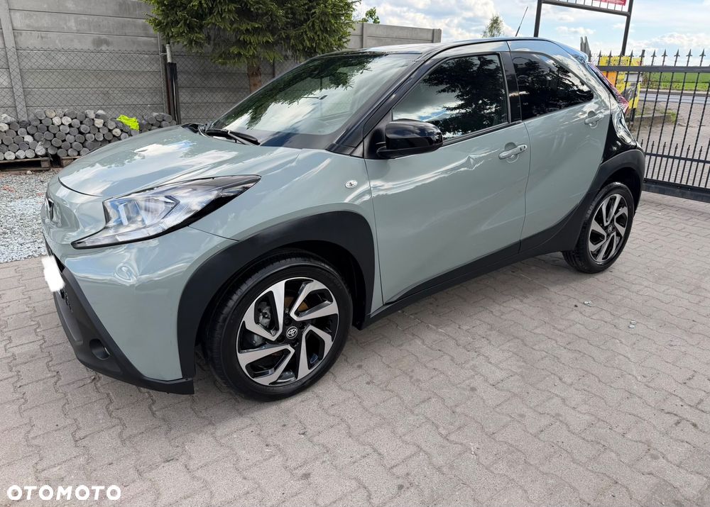 Toyota Aygo X x-shift x-trend - 2