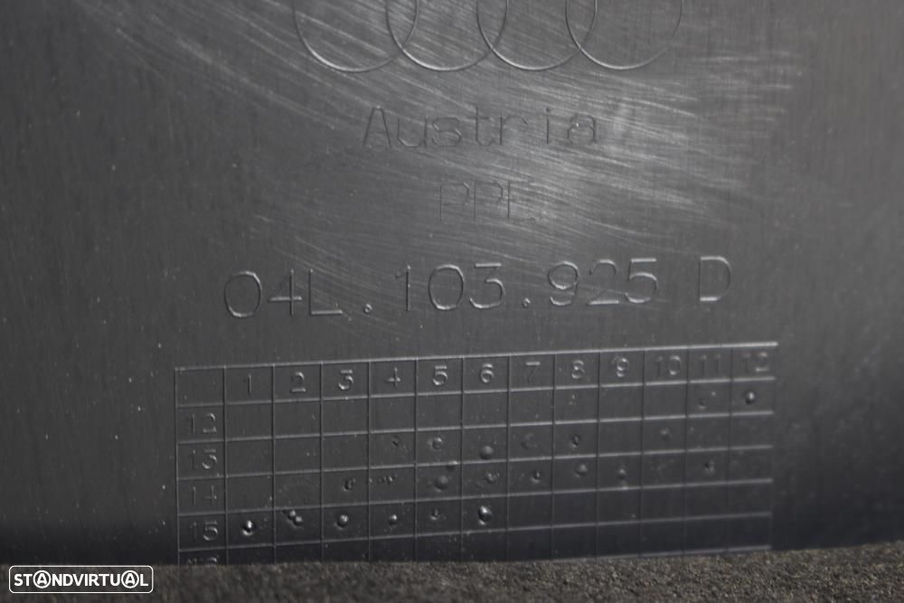 Tampa De Motor Audi A4 (8K2, B8)  04L103925d / Audi 2.0 Tdi A4 A5 A6 Q - 7