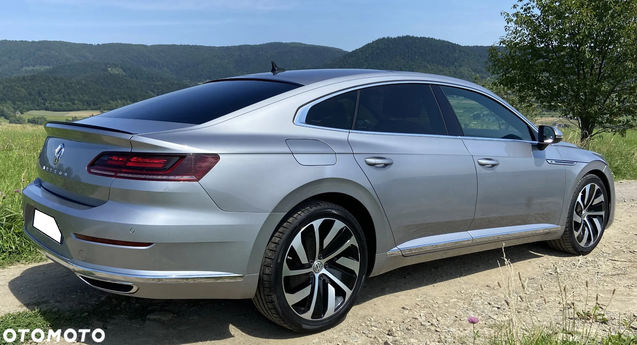 Volkswagen Arteon 2.0 TDI SCR R-Line DSG - 9