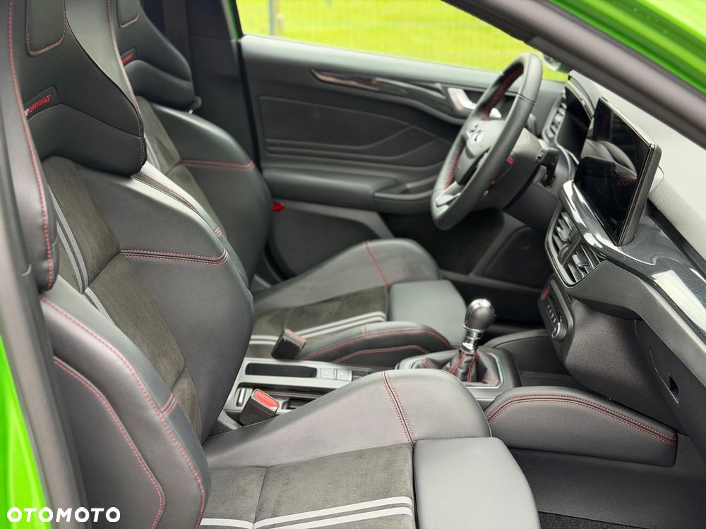 Ford Focus 2.3 EcoBoost ST X - 12
