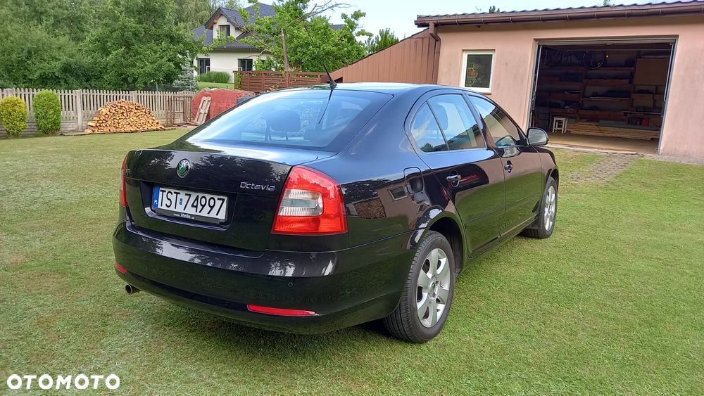Skoda Octavia 1.6 Elegance - 3