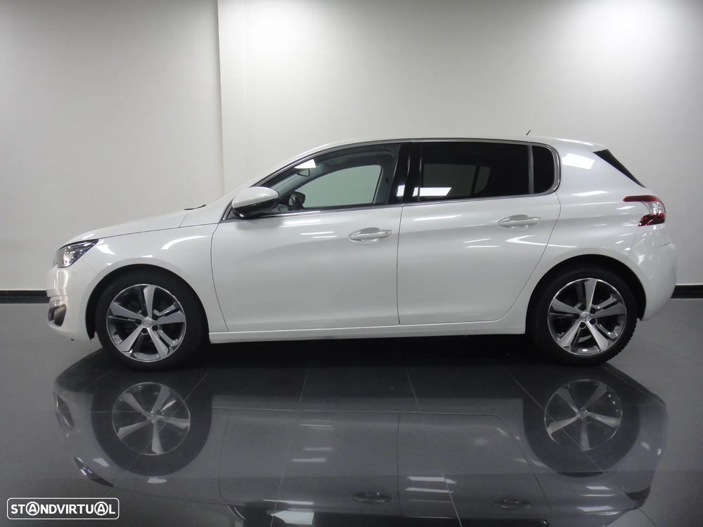 Peugeot 308 1.2 PureTech Allure EAT6 - 3