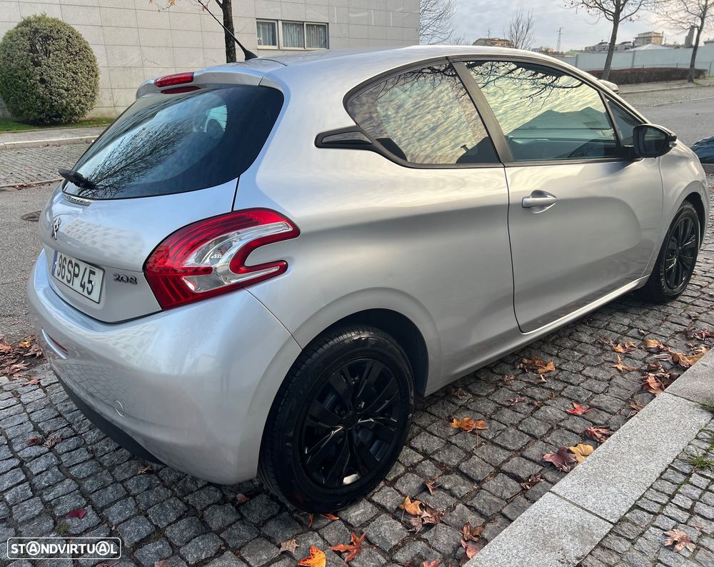 Peugeot 208 e-HDi 68 EGS5 Stop&Start Active - 2