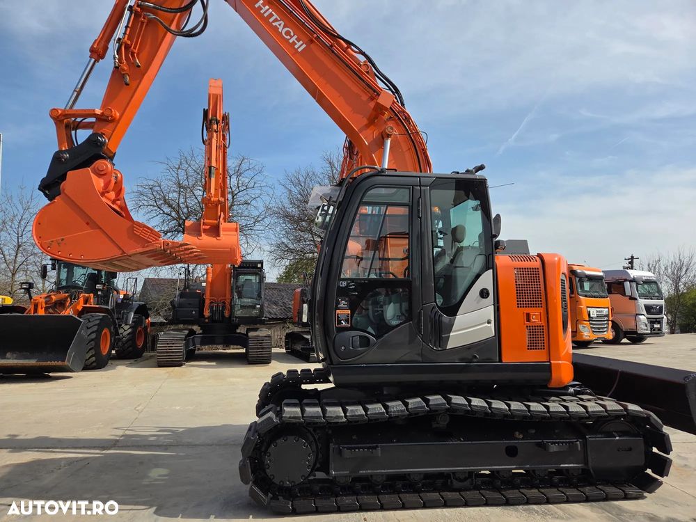 Hitachi ZX135US-6, 15t, 2018, 3.958h, PADURI CAUCIUC NOI, CUPLA RAPIDA HIDRAULICA, CUPA LATA NOUA, cupa ingusta, camera spate, camere laterale, Adanc sapare 6m, latime 2,49m, ridica 7t, consum mediu 7l/h, posibil leasing 3 ani-PROMOTIE 79.900 EUR+Tva - 9