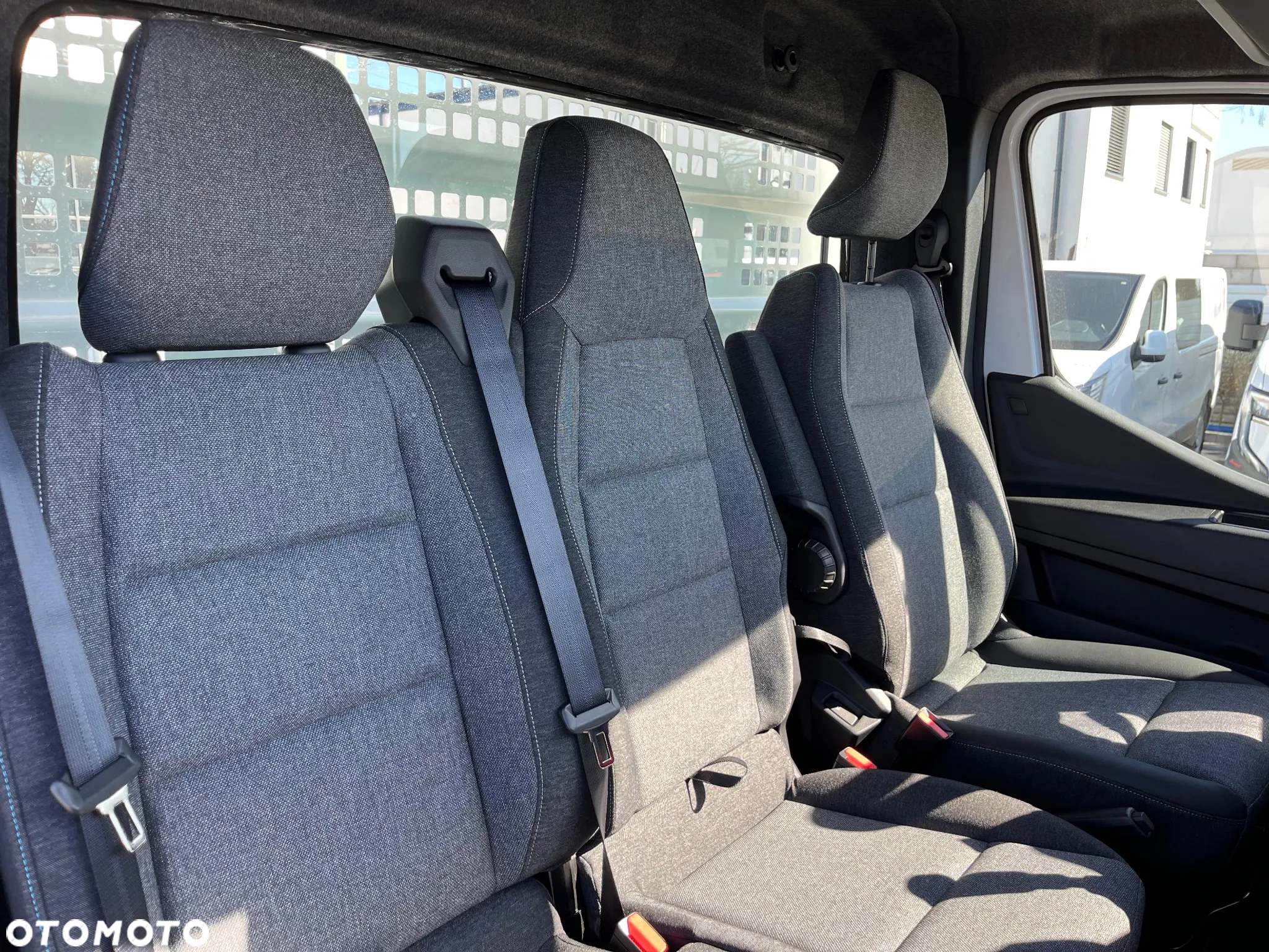 Renault Master 2.0 dCi 170 KM - 24
