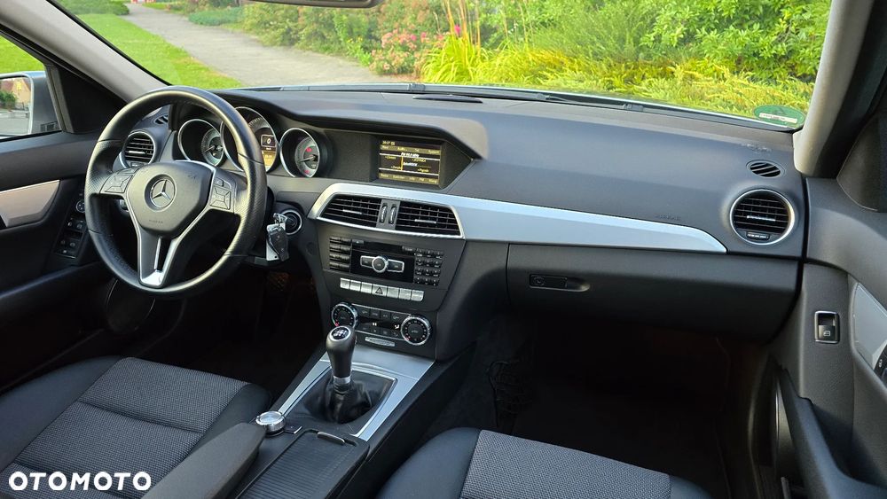 Mercedes-Benz Klasa C 180 BlueEFFICIENCY Avantgarde - 12