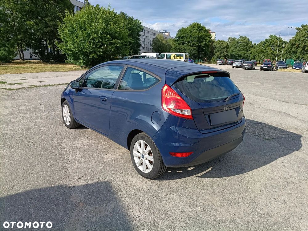 Ford Fiesta 1.25 Ambiente EU5 - 2