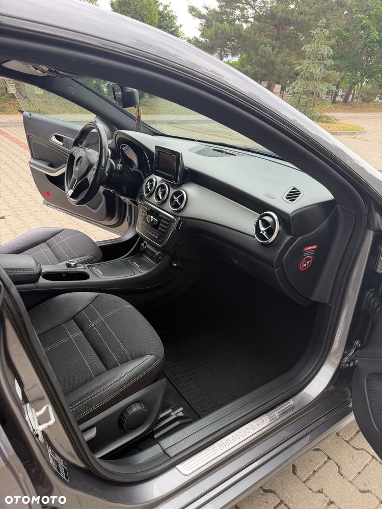 Mercedes-Benz CLA - 8