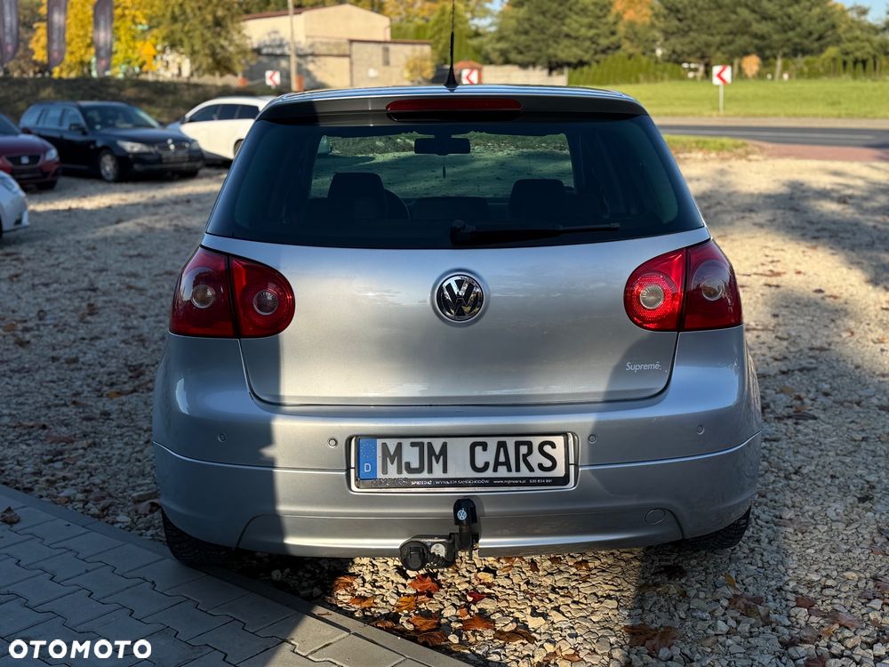Volkswagen Golf - 6