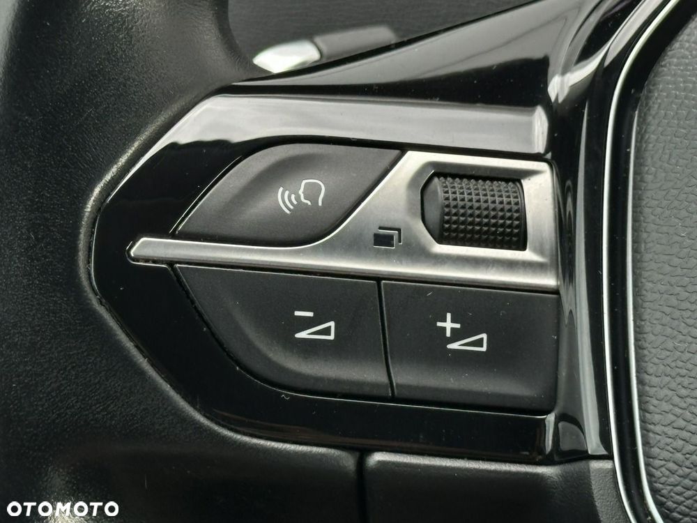 Peugeot 5008 - 23