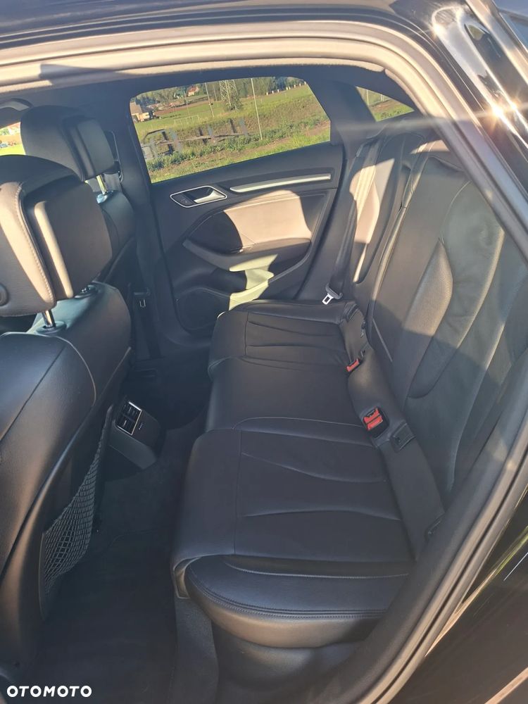 Audi A3 2.0 TFSI quattro S tronic design - 11