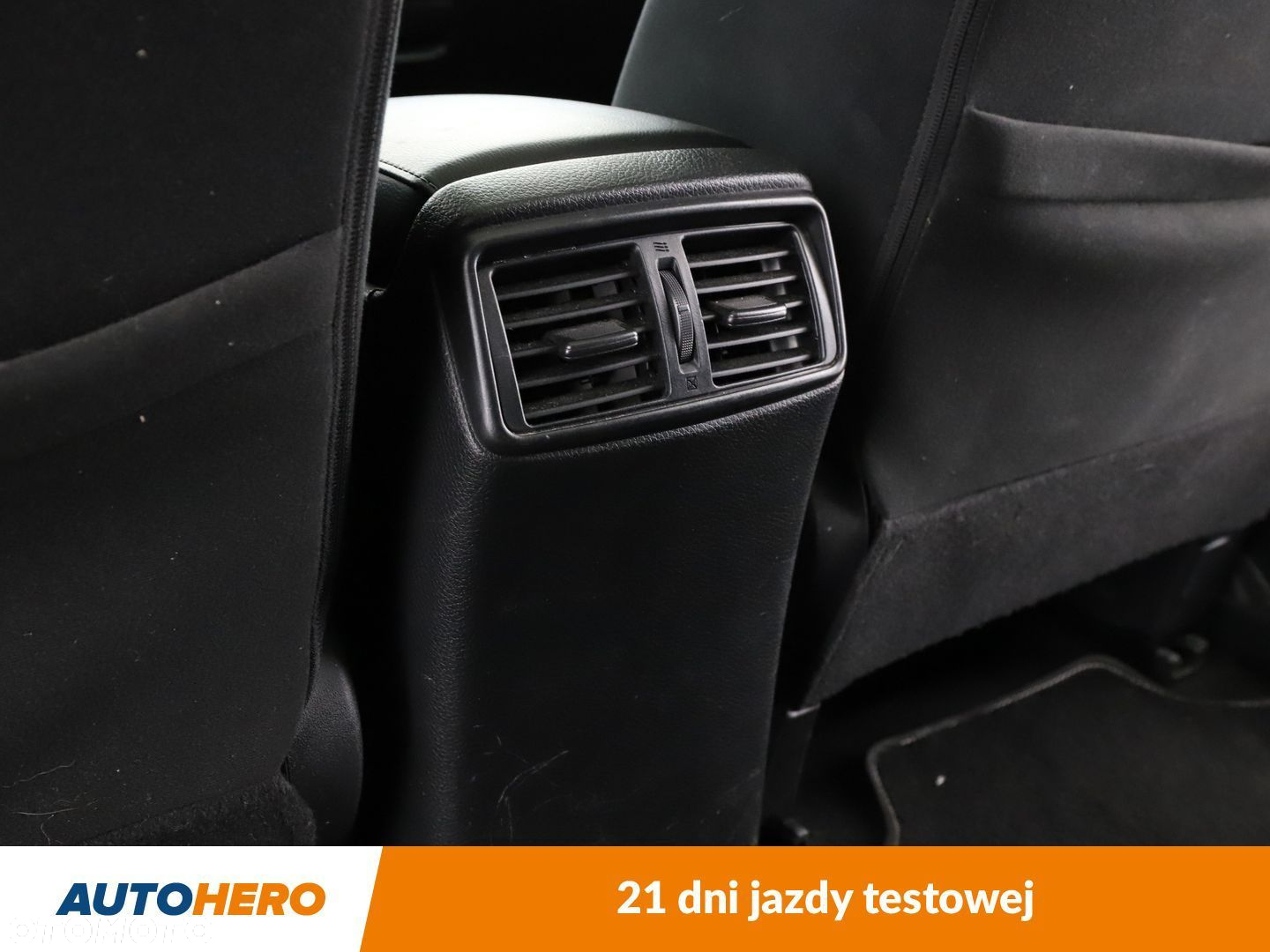 Nissan X-Trail 1.6 DCi N-Connecta 2WD EU6 - 33