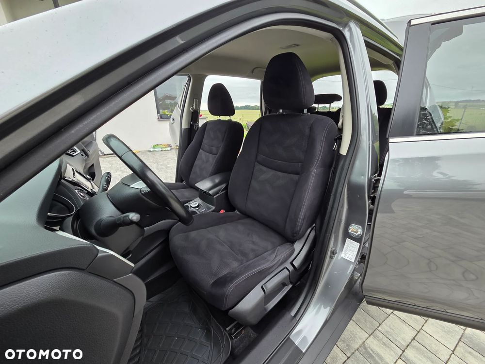 Nissan X-Trail - 17