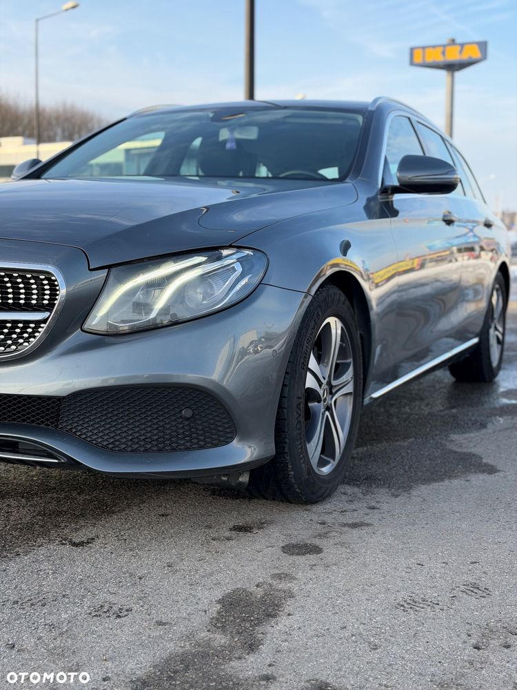 Mercedes-Benz Klasa E - 34