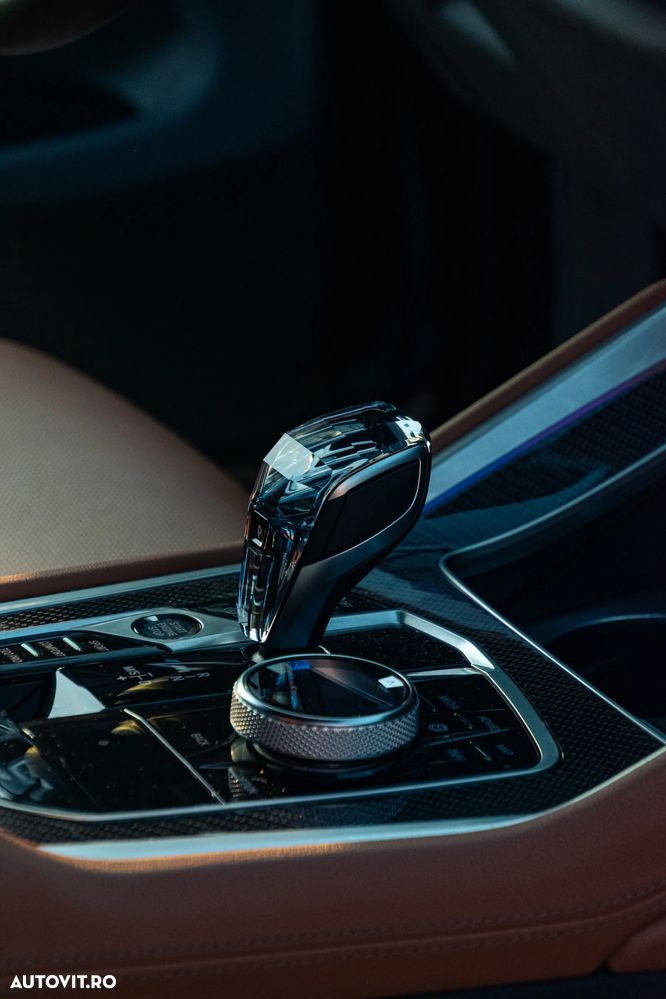 BMW X6 M M50i - 14