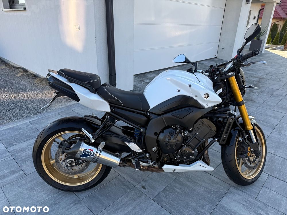 Yamaha FZ8 - 9