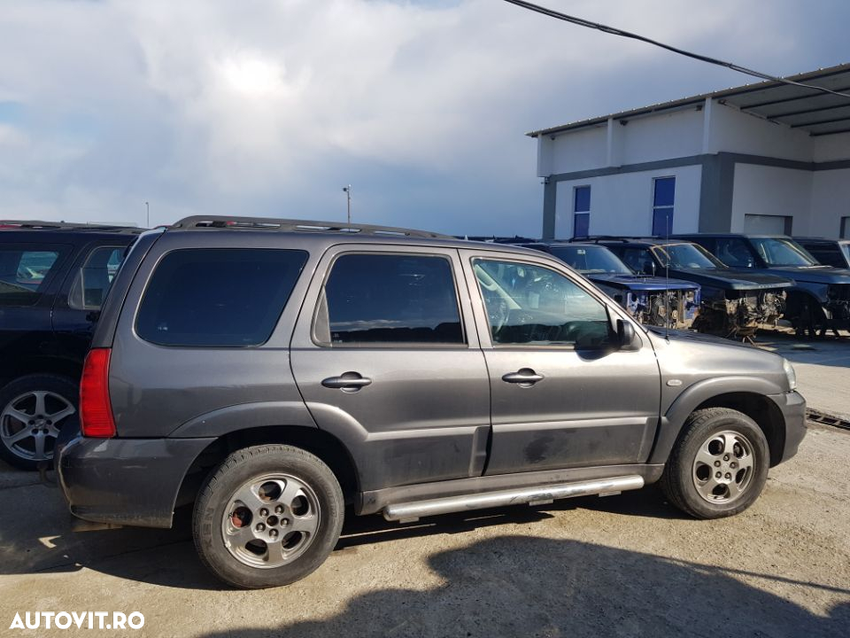 Dezmembrez mazda tribute 2.0 si 2.3 benzina manual - 3