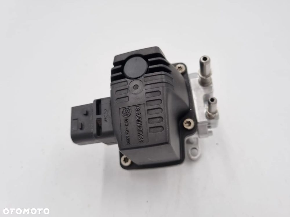 REGENEROWANY DOZOWNIK ADBLUE MERCEDES ACTROS AXOR E6 - 3