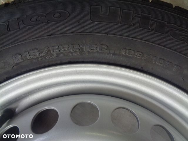 KOŁA 16 VW TRANSPORTER T5 T6 6,5J ET51 5X120 GOODYEAR CARGO 215/65R16 C - 11