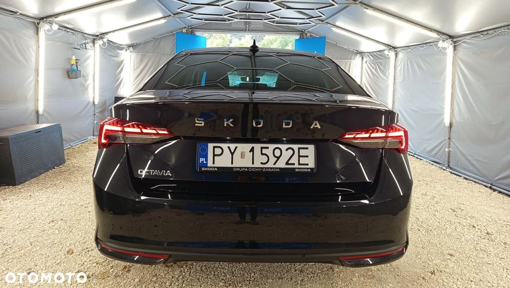 Skoda Octavia 1.5 TSI mHEV Selection DSG - 8