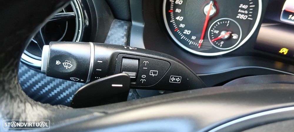 Mercedes-Benz GLA 250 - 25